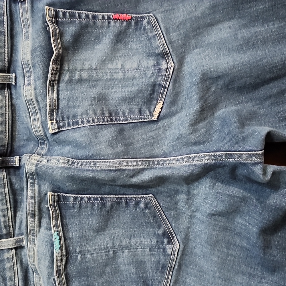 Ariat Distressed Blue Jeans - Picture 3 of 5